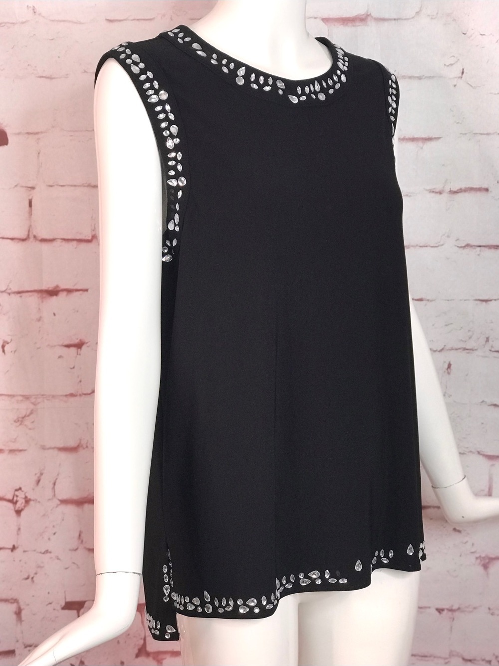 JOSEPH RIBKOFF Size 16 Teardrop Rhinestone Edge Sleeveless Hi-Lo Black Tunic Top